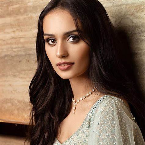 manushi chhillar hot